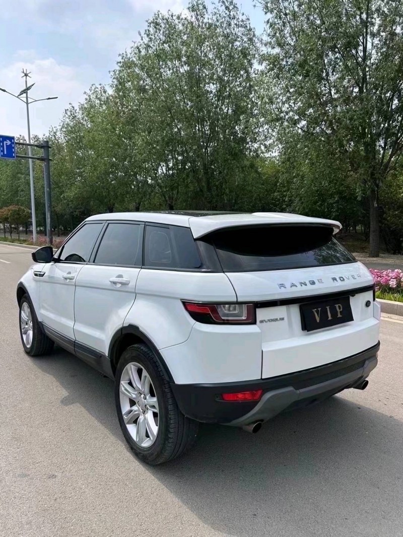 枣庄17年路虎极光8