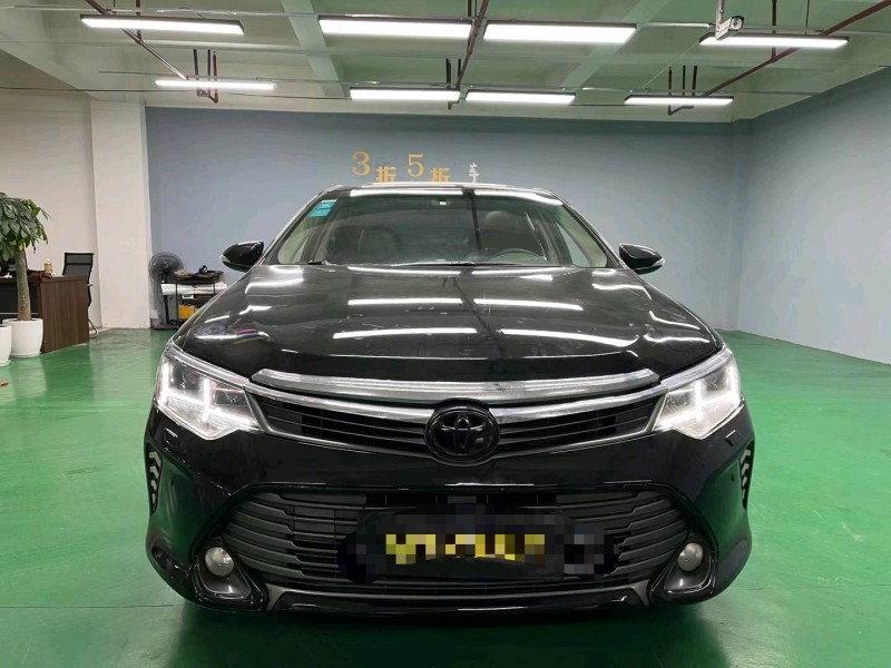 成都16年丰田凯美瑞1