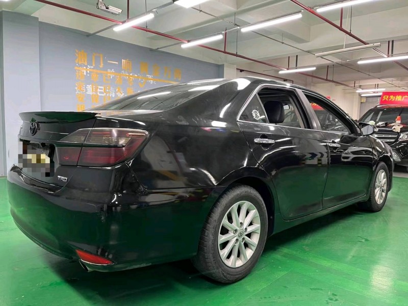 成都16年丰田凯美瑞7