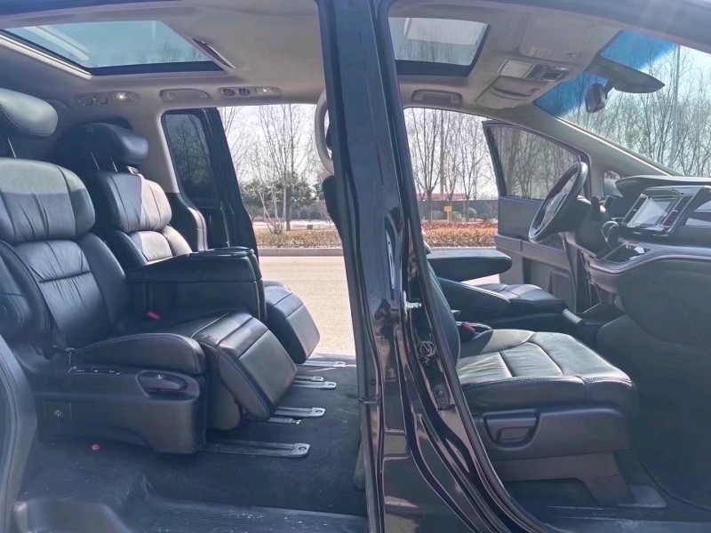 枣庄19年本田艾力绅5