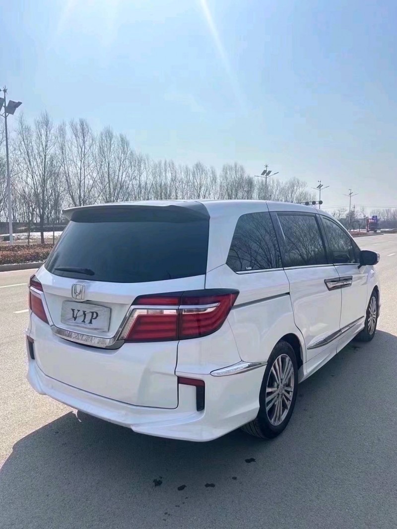 枣庄19年本田艾力绅9