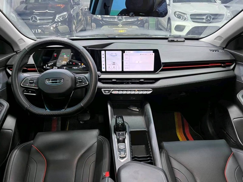 成都23年吉利缤瑞5