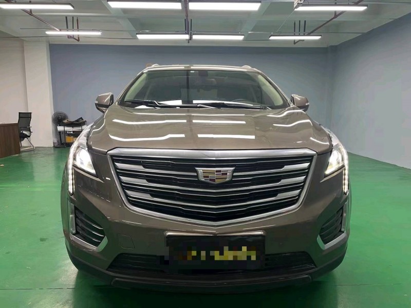 成都17年凯迪拉克XT51