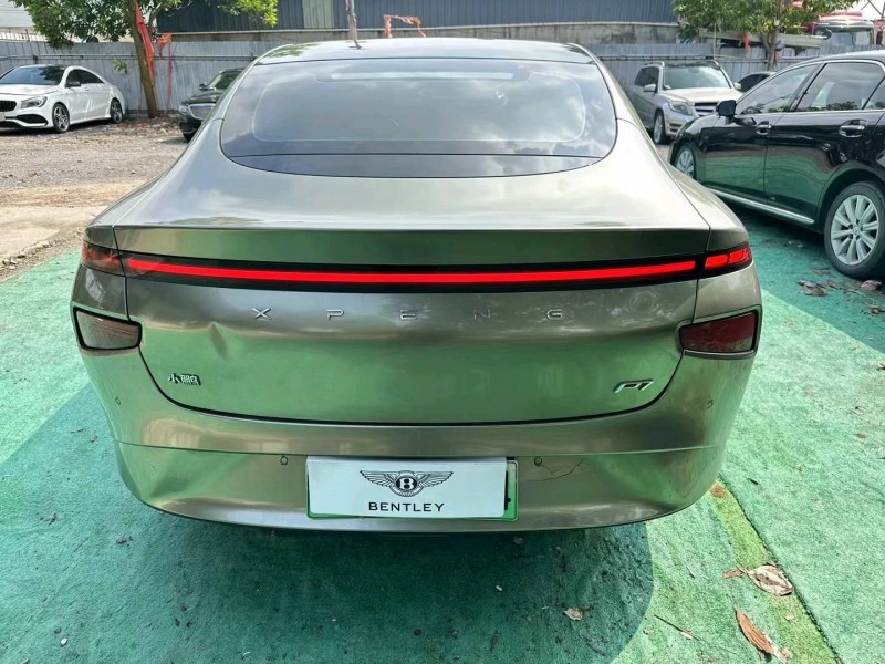 深圳21年小鵬汽車p75