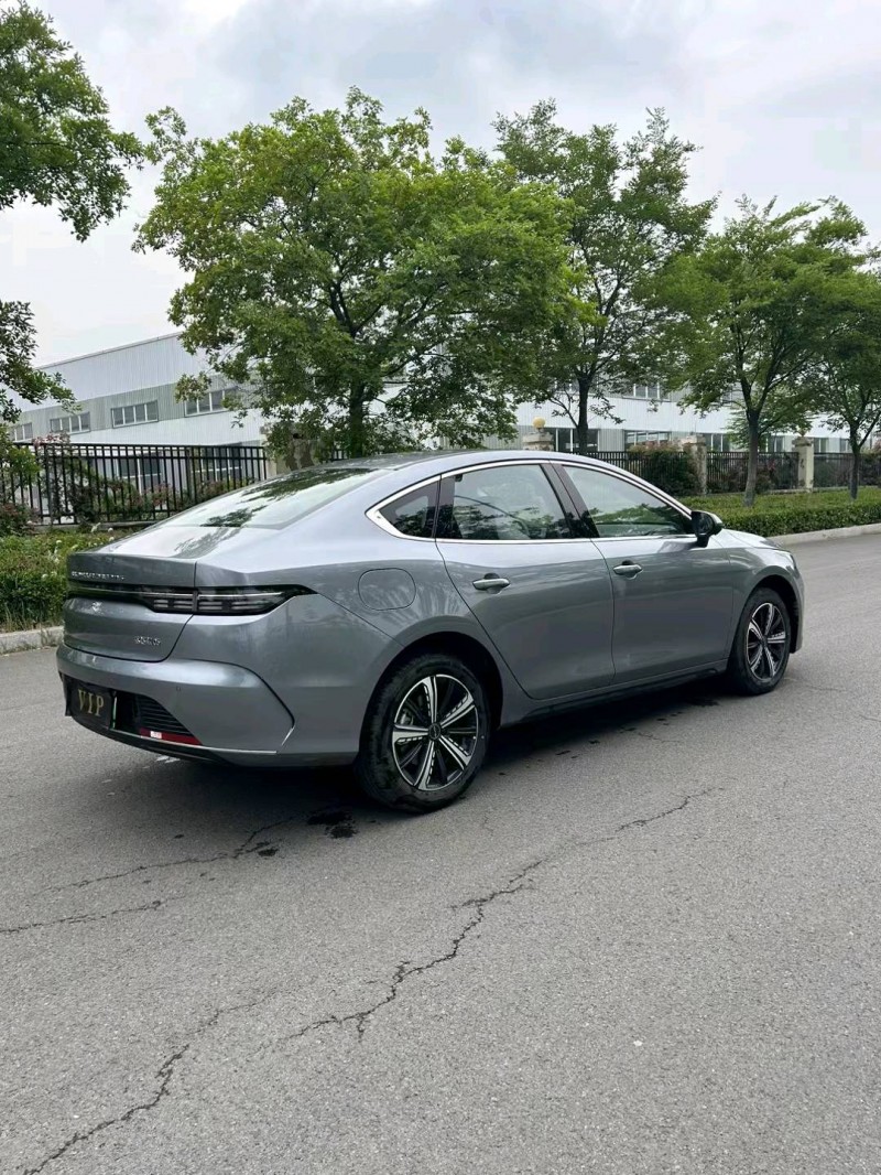 徐州24年比亚迪驱逐舰4