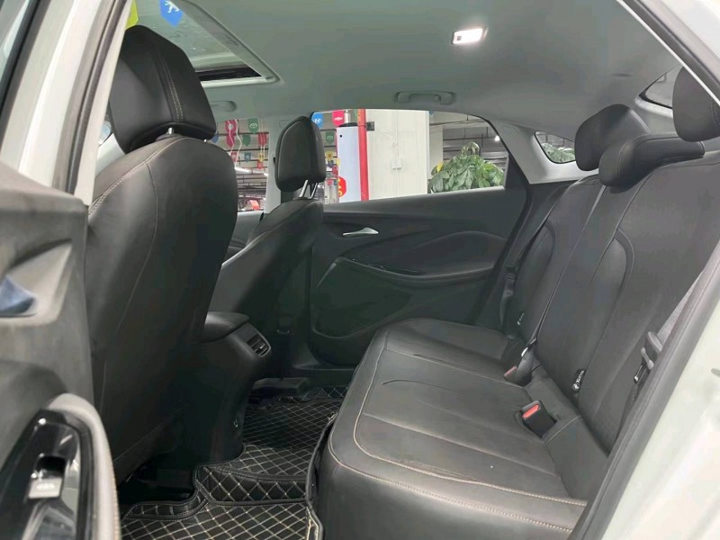 成都23年别克威朗6