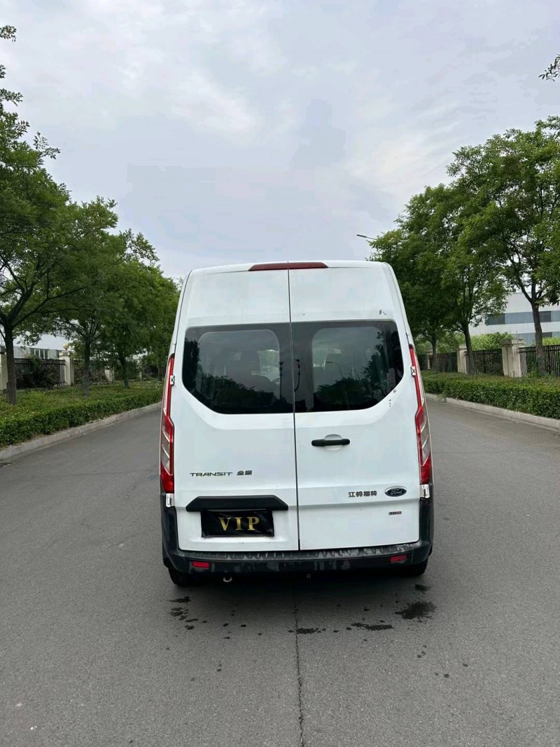 徐州18年福特全顺9