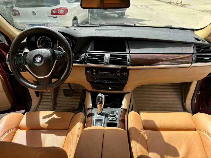 济南13年宝马X64