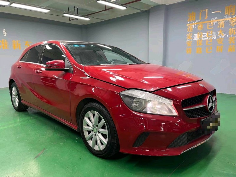 成都16年奔驰A3