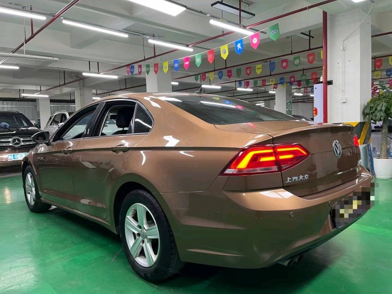 成都16年大众凌渡7