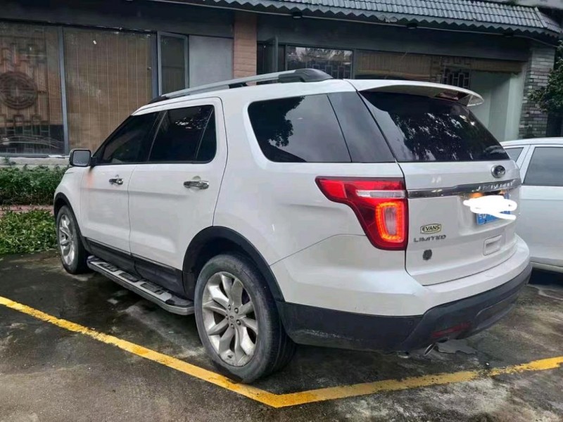 广州14年福特探险者7