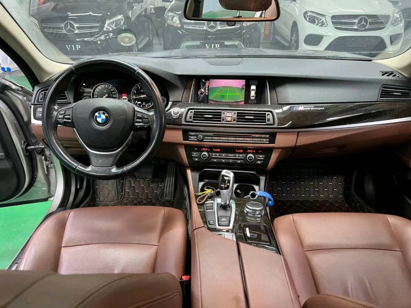 成都16年宝马5系6