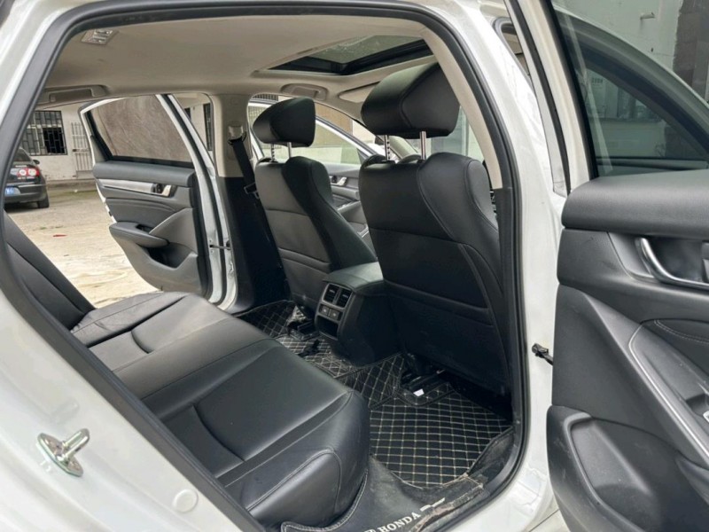 徐州22年本田雅阁6