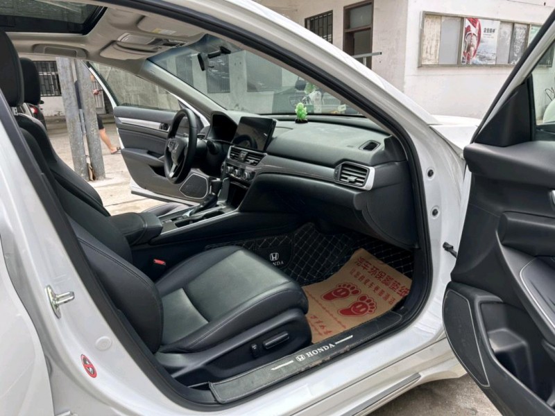 徐州22年本田雅阁7