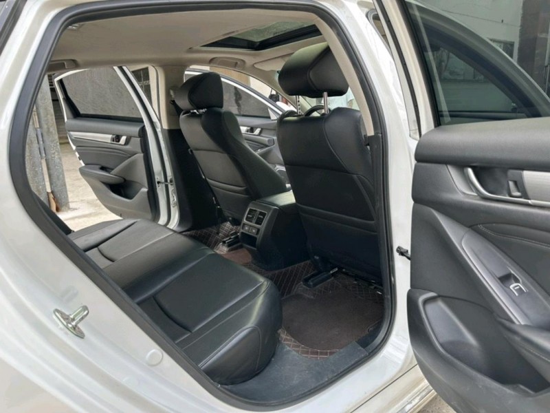 徐州21年本田雅阁5