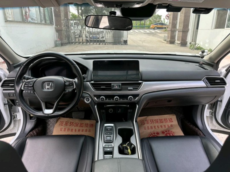 徐州21年本田雅阁6