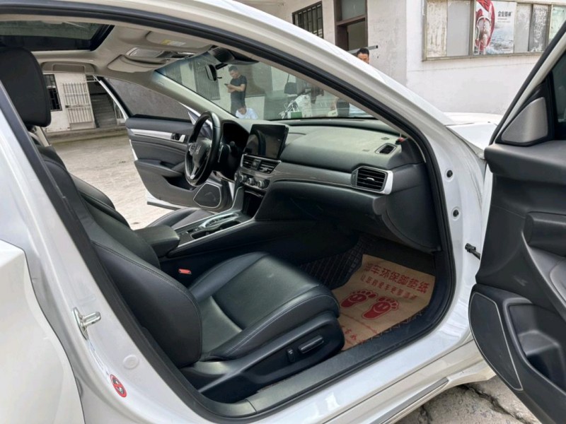 徐州21年本田雅阁7