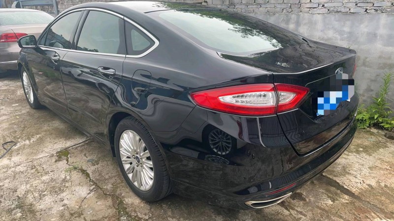 重庆15年福特蒙迪欧4