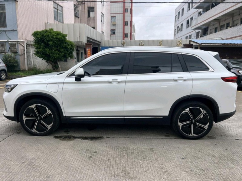 中山23年創維EV63