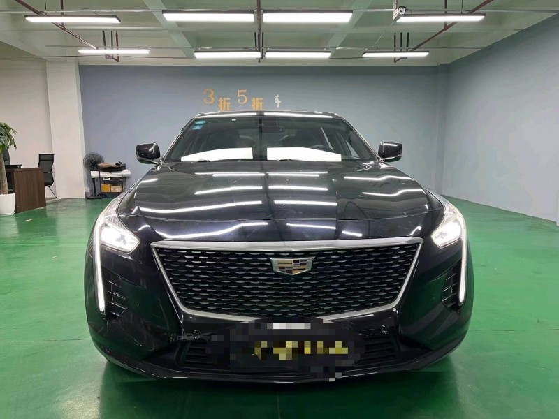 成都20年凯迪拉克CT61
