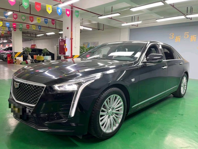 成都20年凯迪拉克CT62