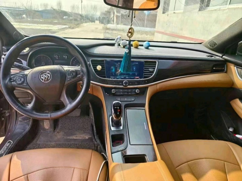 东营18年别克君越6