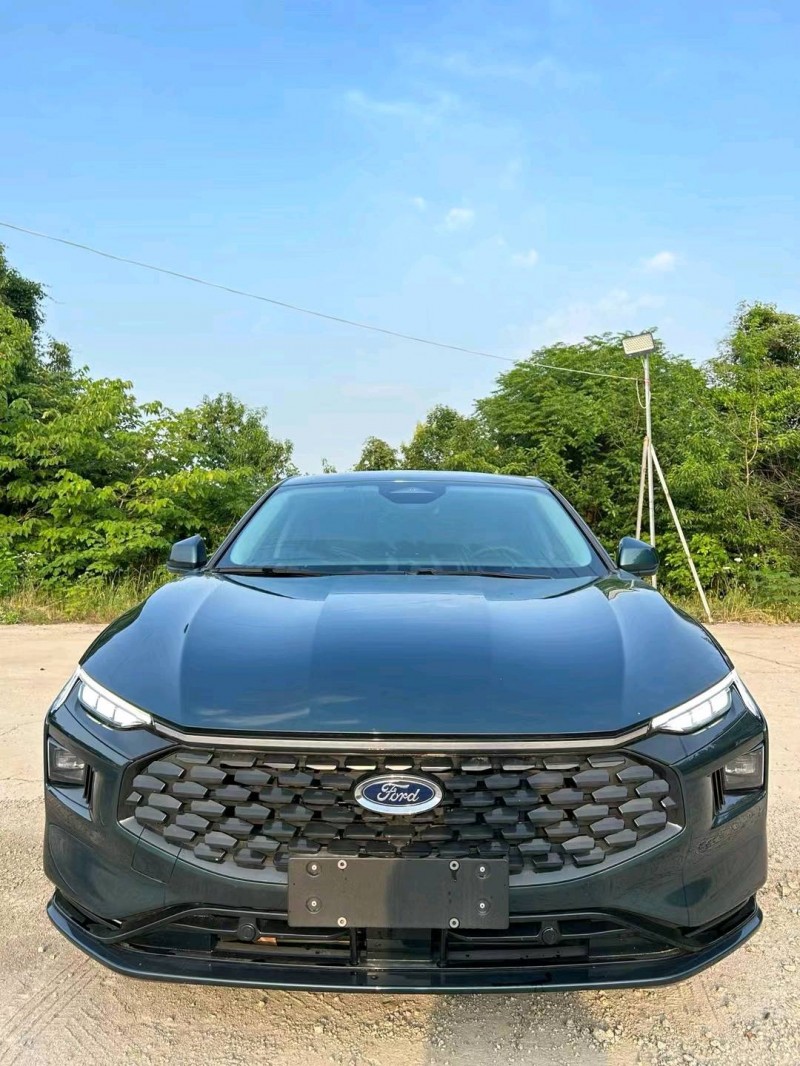 武汉24年福特蒙迪欧1