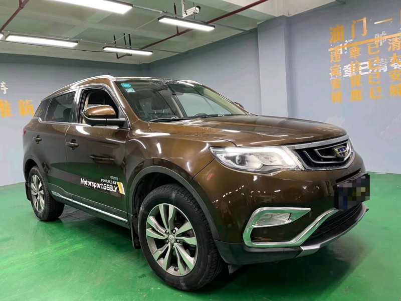 成都17年吉利博越4