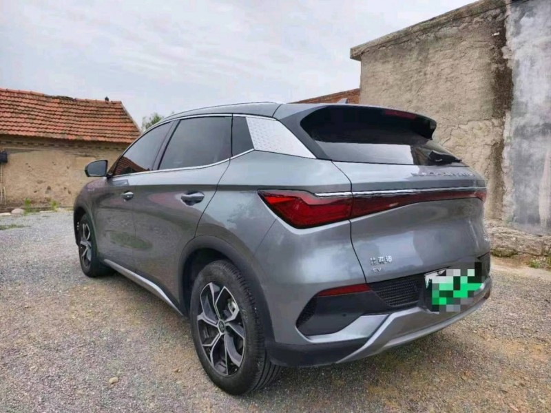 东营23年比亚迪元5