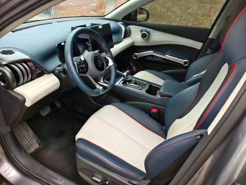 东营23年比亚迪元7