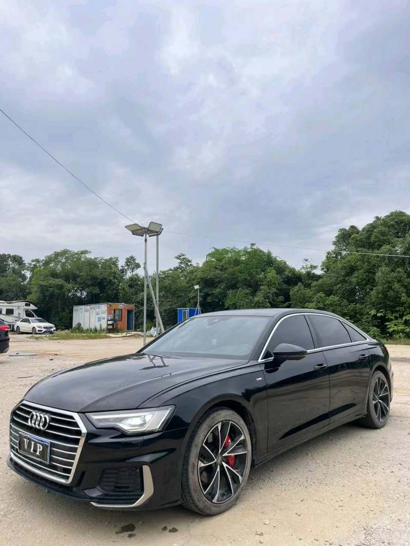 武汉21年奥迪A6L2