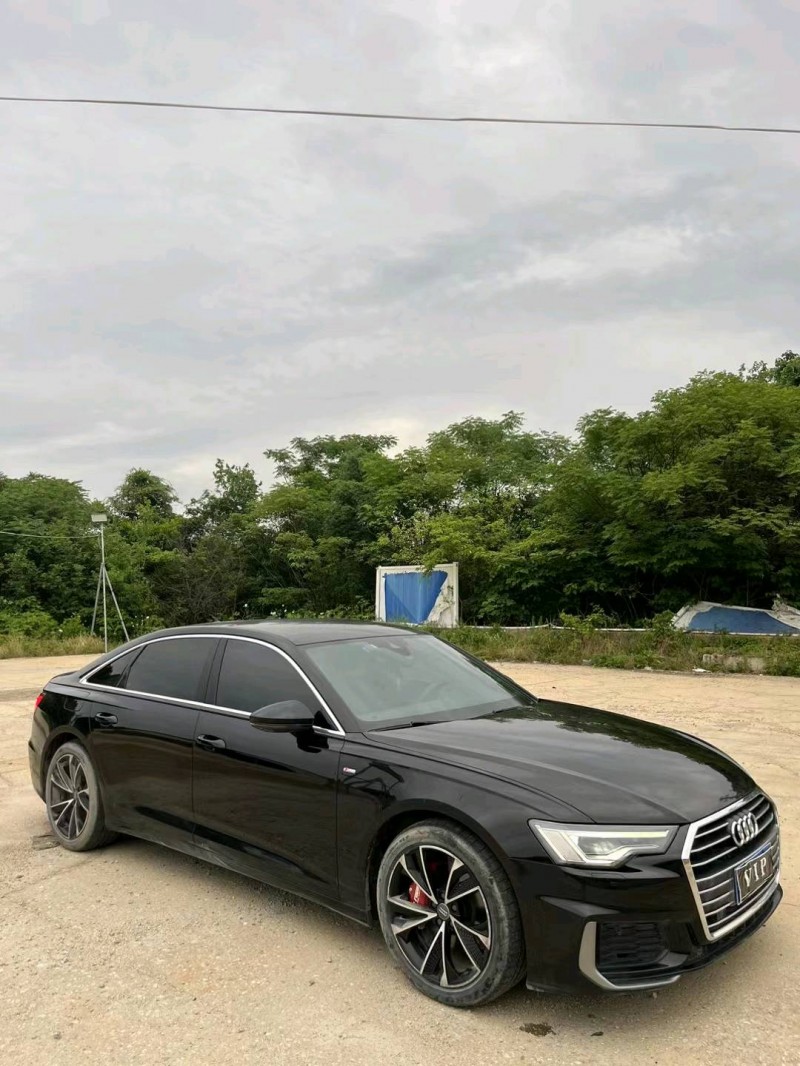 武汉21年奥迪A6L3