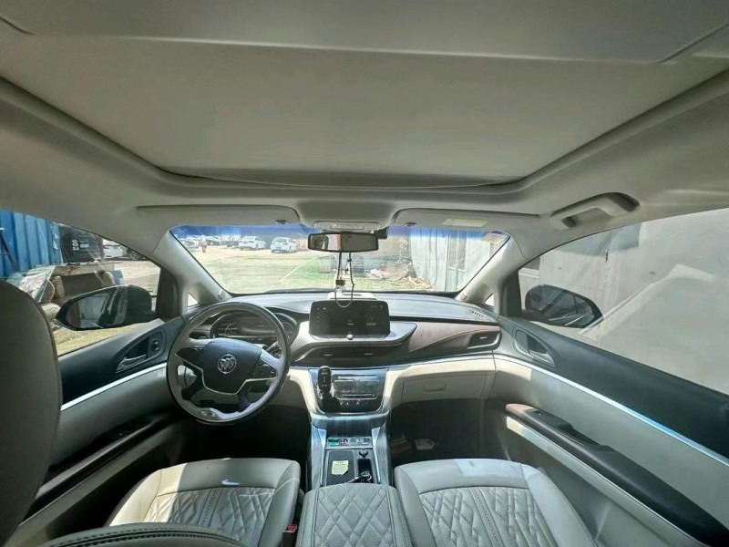 青岛21年别克GL86