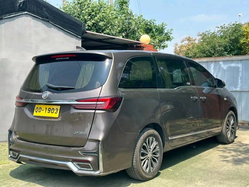 青岛21年别克GL87