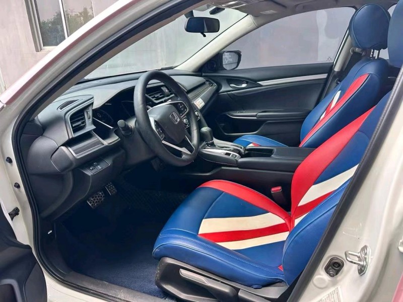 青岛21年本田思域4