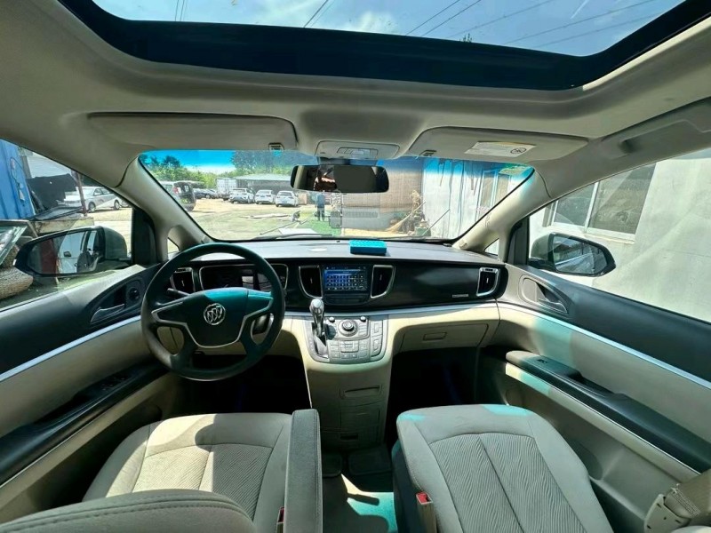 青岛13年别克GL85