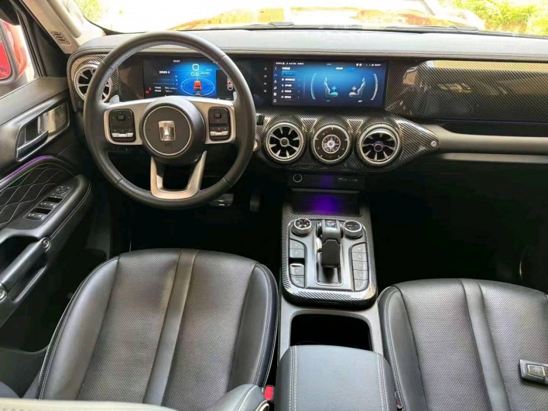 保定22年长城汽车坦克3007