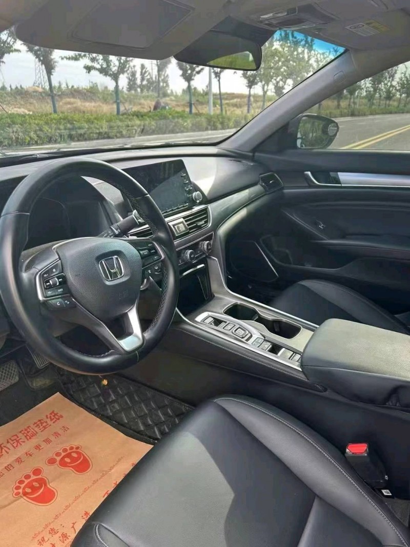 徐州20年本田雅阁6