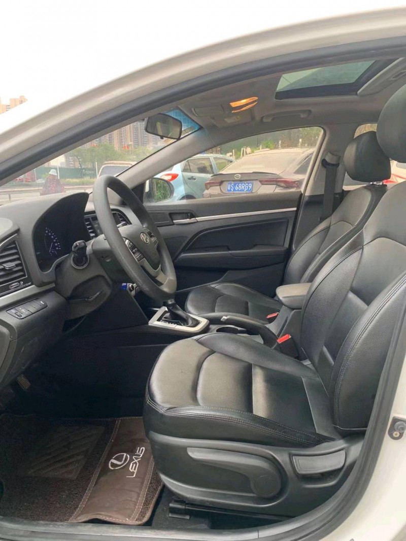 佛山18年现代领动9