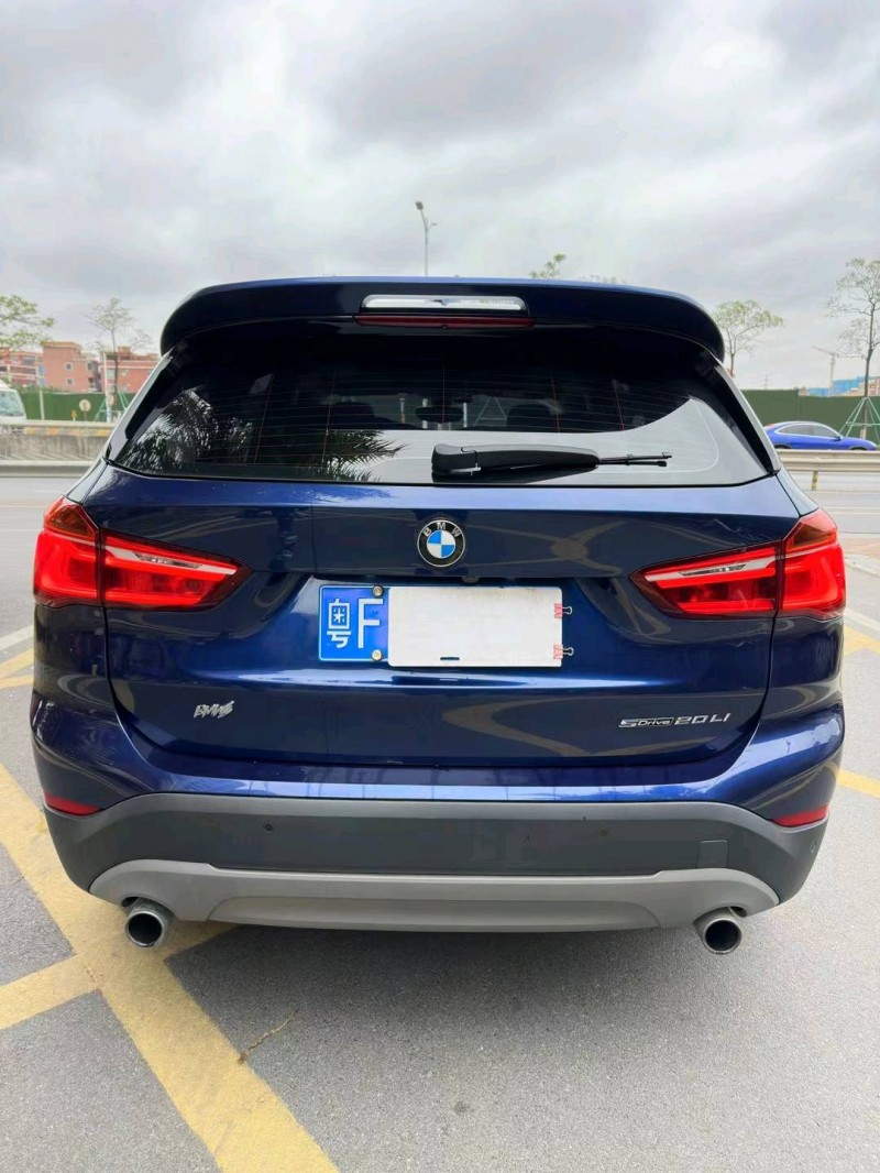 佛山19年宝马X12