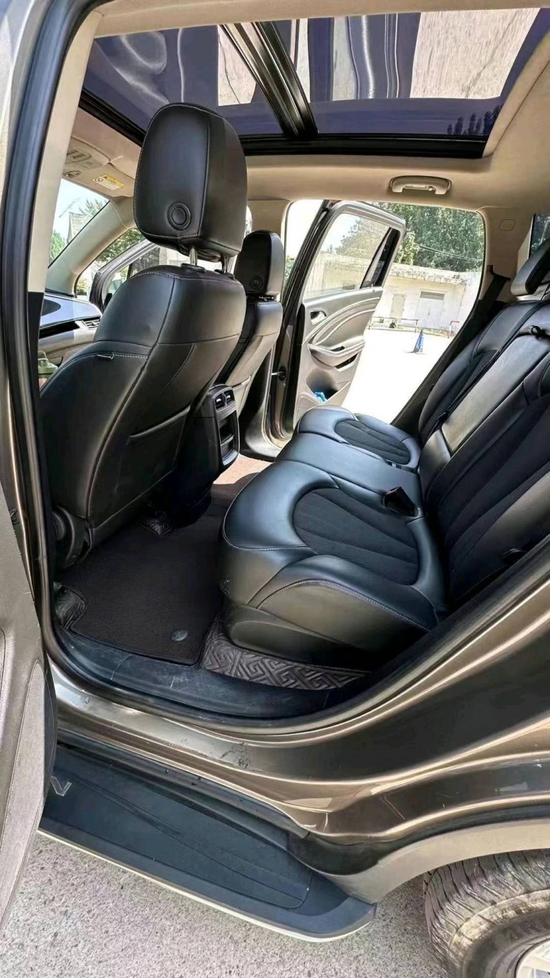 枣庄16年别克昂科威6