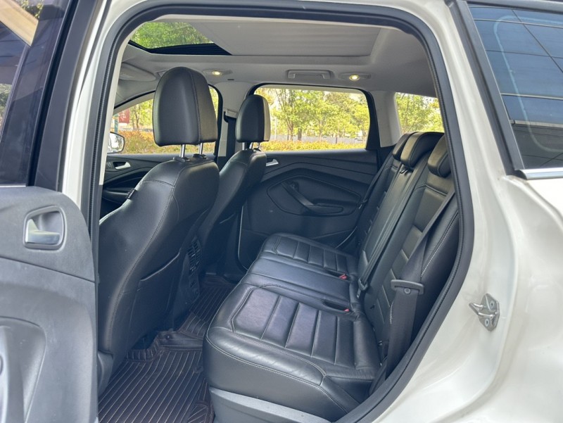 济宁17年福特翼虎8