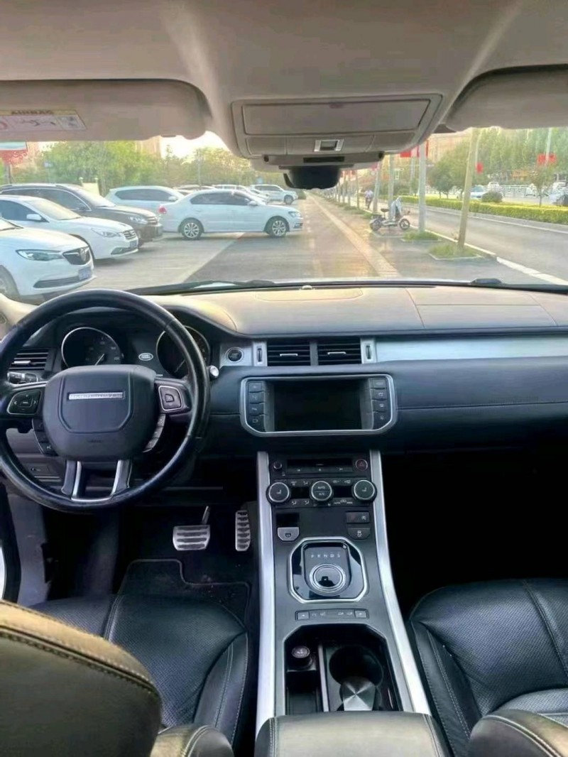 枣庄16年路虎极光9