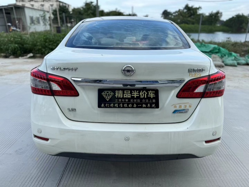 深圳14年日产轩逸8