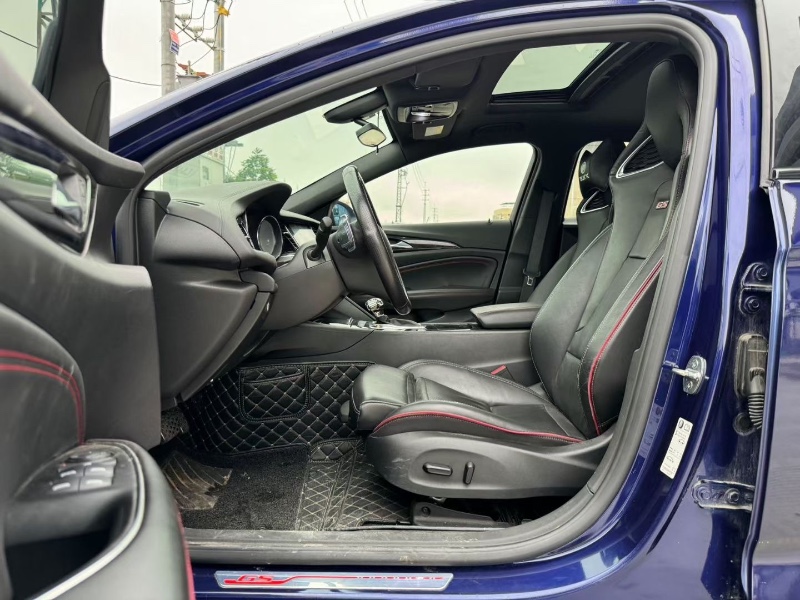 广州19年别克君威4