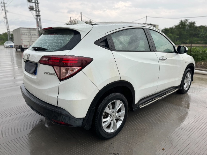 深圳17年本田缤智9