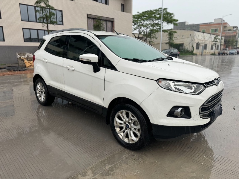 汕头14年福特翼搏2