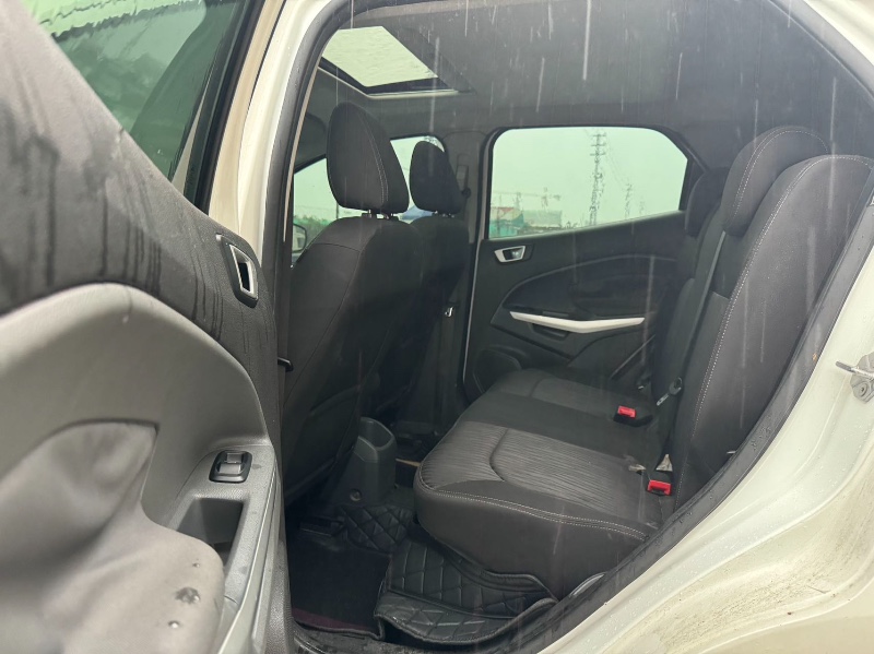 汕头14年福特翼搏6