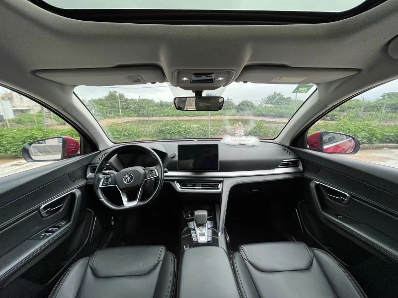 东莞19年比亚迪宋MAX6