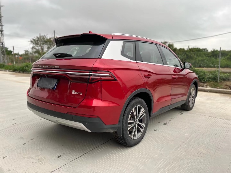 东莞19年比亚迪宋MAX9